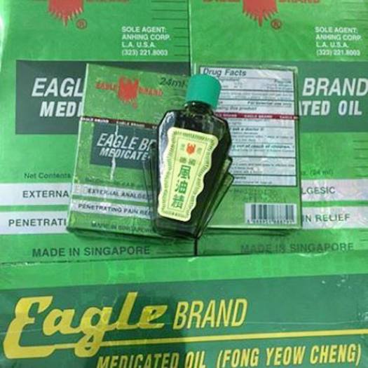 Dầu gió xanh con Ó Singapore 24ml - Dầu Gió Nước Xanh 2 Nắp Singapore Eagle Brand 24ml