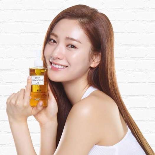 Dầu tẩy trang DHC Deep Cleansing Oil Nhật Bản 150ml