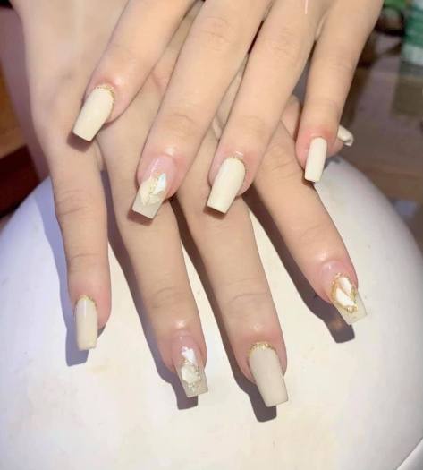 Sơn gel lẻ màu trắng ngà MOON NAIL
