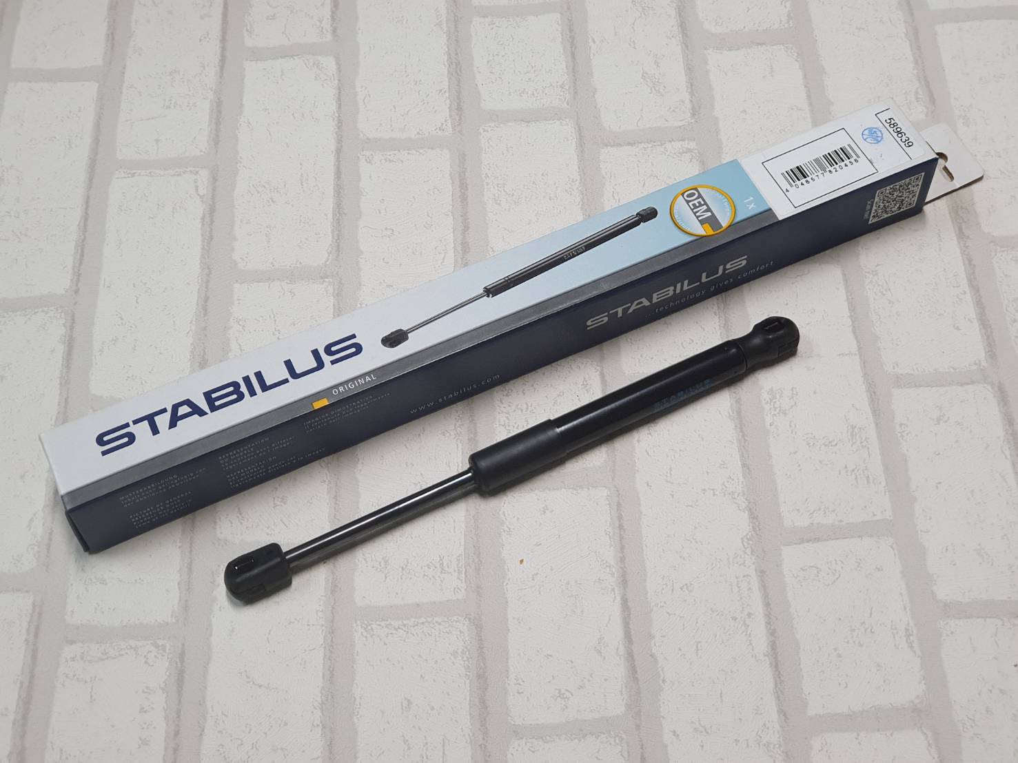 Trunk Lid Shock Absorber / Tailgate Shock Absorber (1 Side) Mazda 3 Bl 4-Door 2008 - 2014 All Models (Cars with Spoiler) / Gas Spring Boot Stabilus 589639 ราคา 922 บาท*ส่งฟรี