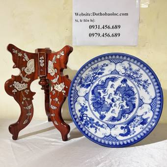 Com bo Dĩa chưng trái cây sứ Bát Tràng và Chò gỗ kê đĩa trái cây chạm ốc xà cừ sơn mài cao cấp