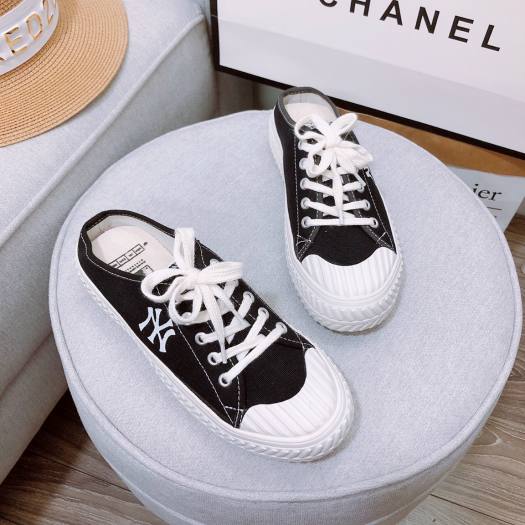 Giày sục thể thao nữ đề bằng 3cm / Bata hở gót