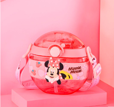 Bình nước trẻ em chuột Mickey 420ml.Bình uống nước tròn có dây đeo Disney cho bé rất xinh
