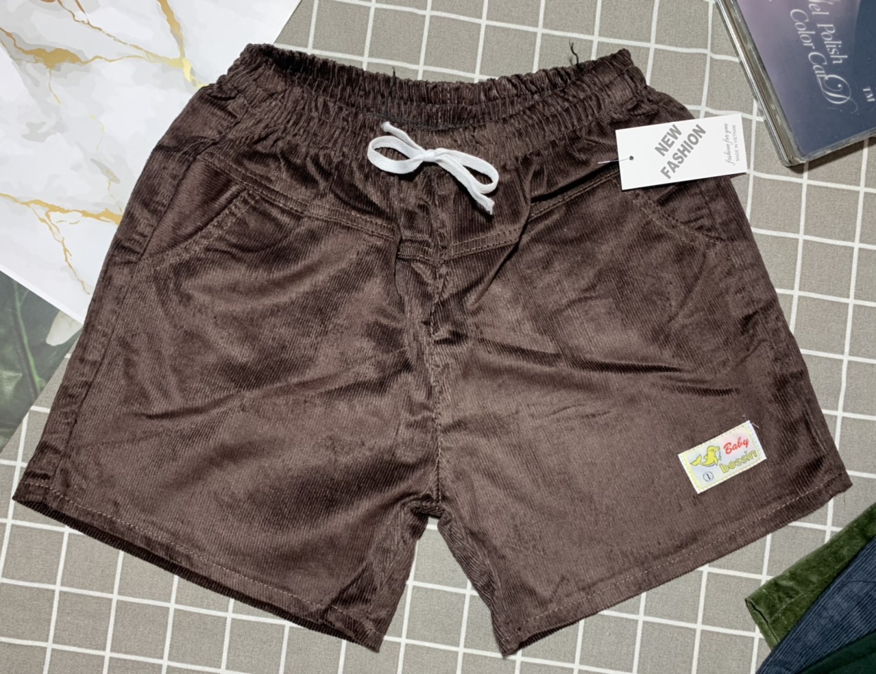 Quần short lưng cao vải nhung thời trang cá tính cho nữ