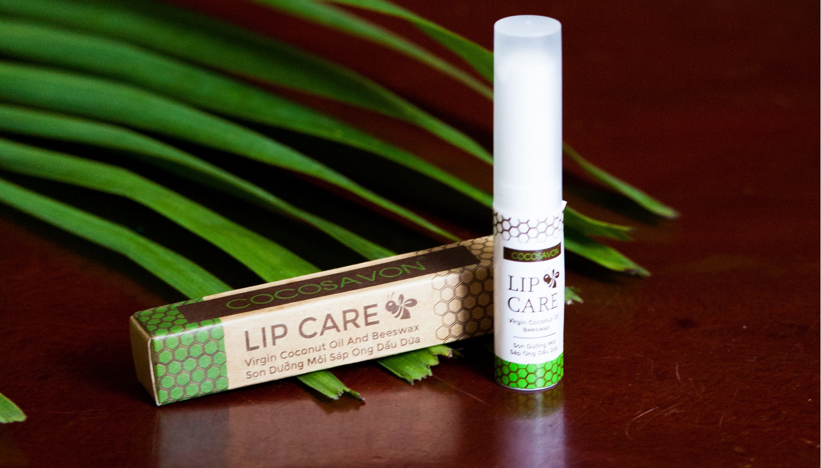 |Chính hãng| Son môi dầu dừa sáp ong vitamin E cho mua đông Cocosavon