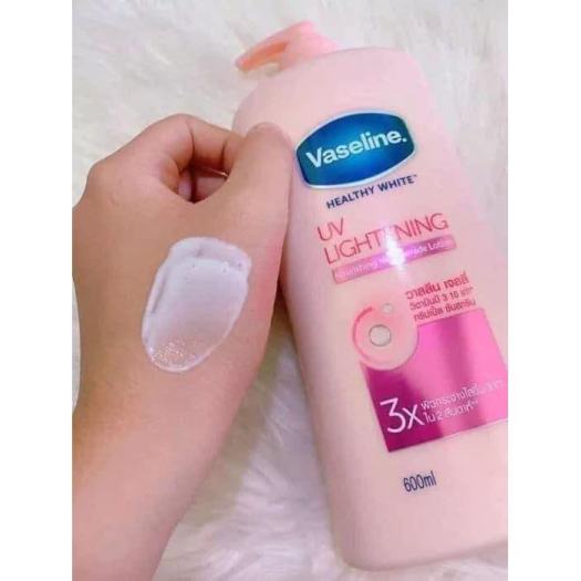 Sữa dưỡng thể Vaseline 400ml UV Lightening 3X Thái lan 5.0