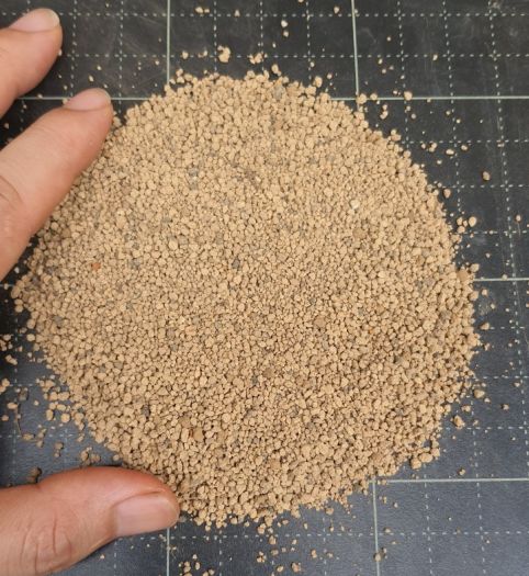 Đất Akadama trồng sen đá, xương rồng , gói 500g