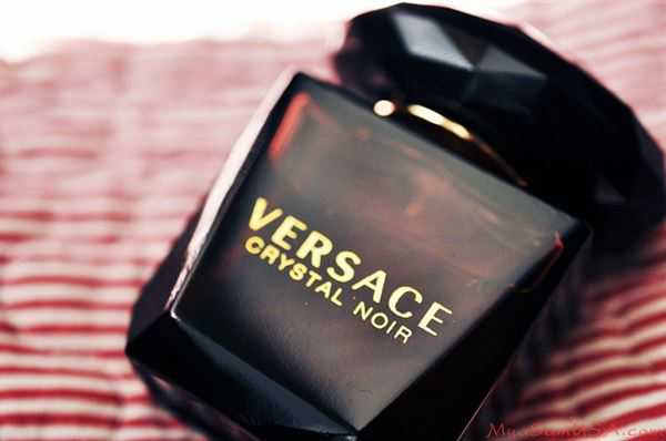 Nước hoa nữ versaceee đen 80ml