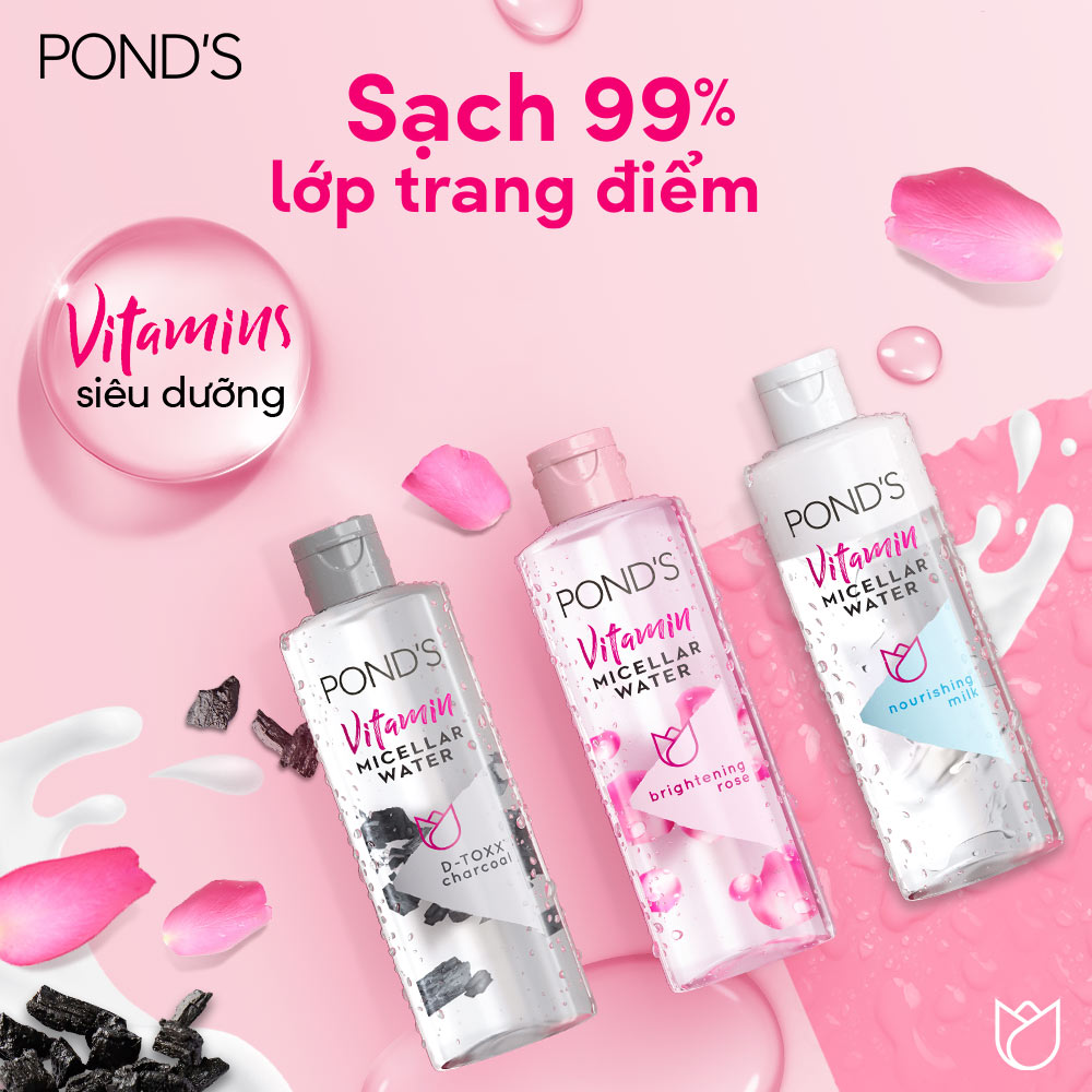 Nước tẩy trang Pond's Vitamin 400ml giúp làm sạch sâu đến 99% lớp trang điểm, kem chống nắng, bụi bẩ