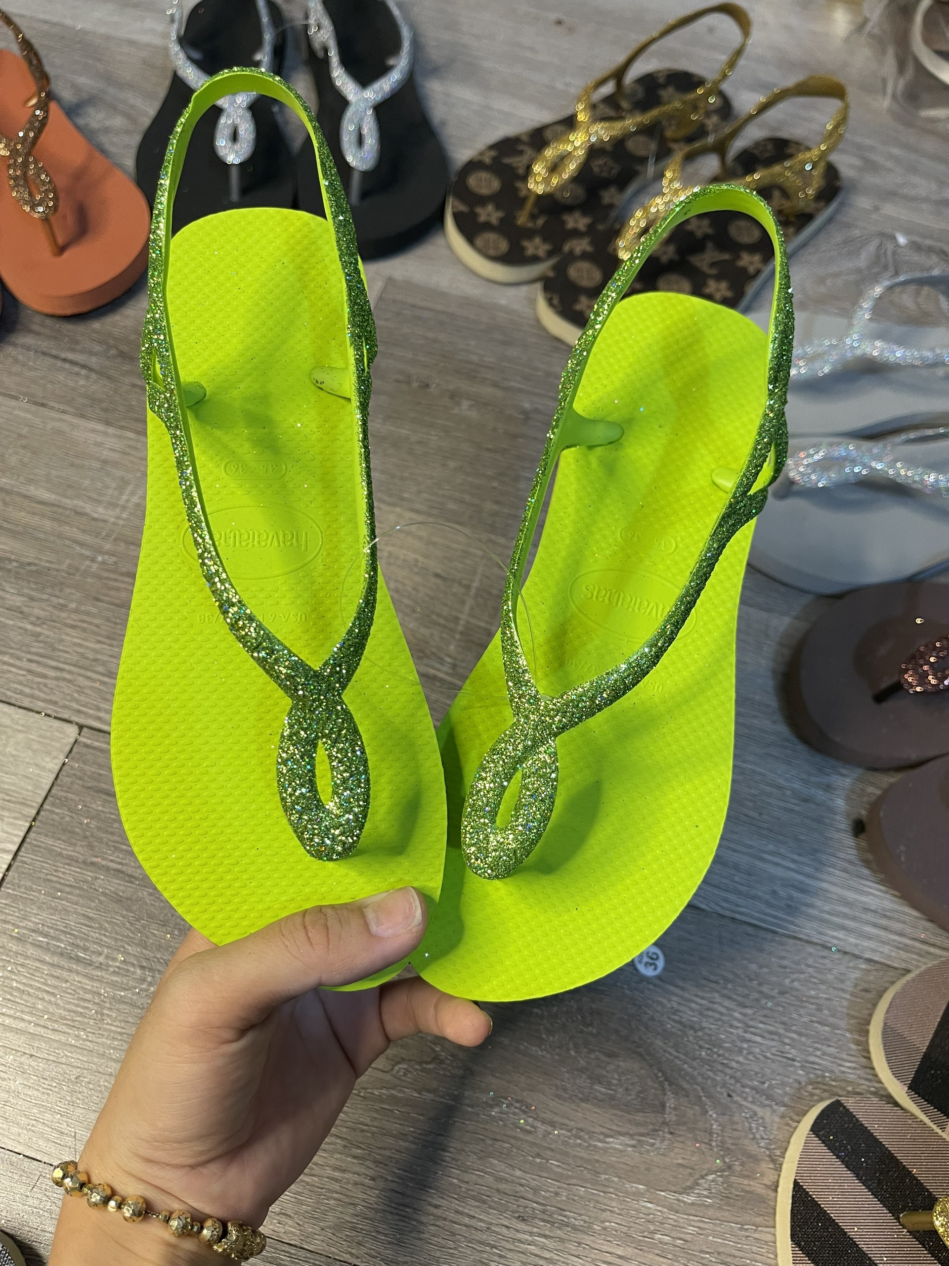 Dép xăng đan nữ Havaianas nhủ kim tuyến nhiều màu