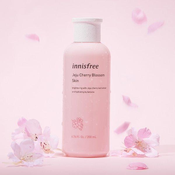 Toner Innisfree hoa anh đào Jeju Cherry Blossom Skin