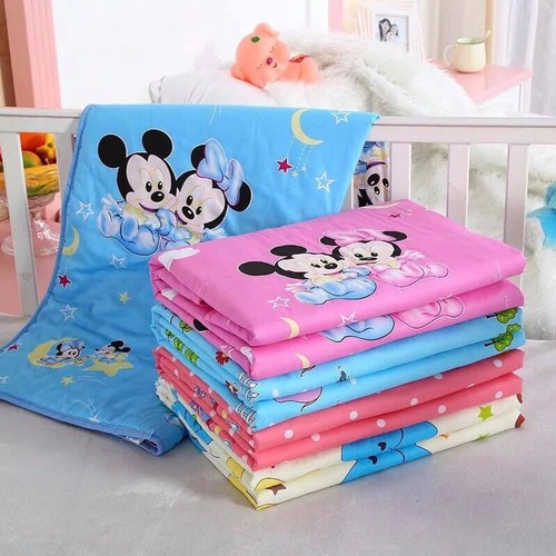 Combo 2 Tấm lót chống thấm Muji 4 lớp cho bé sơ sinh.Combo hai màu xanh và hồng