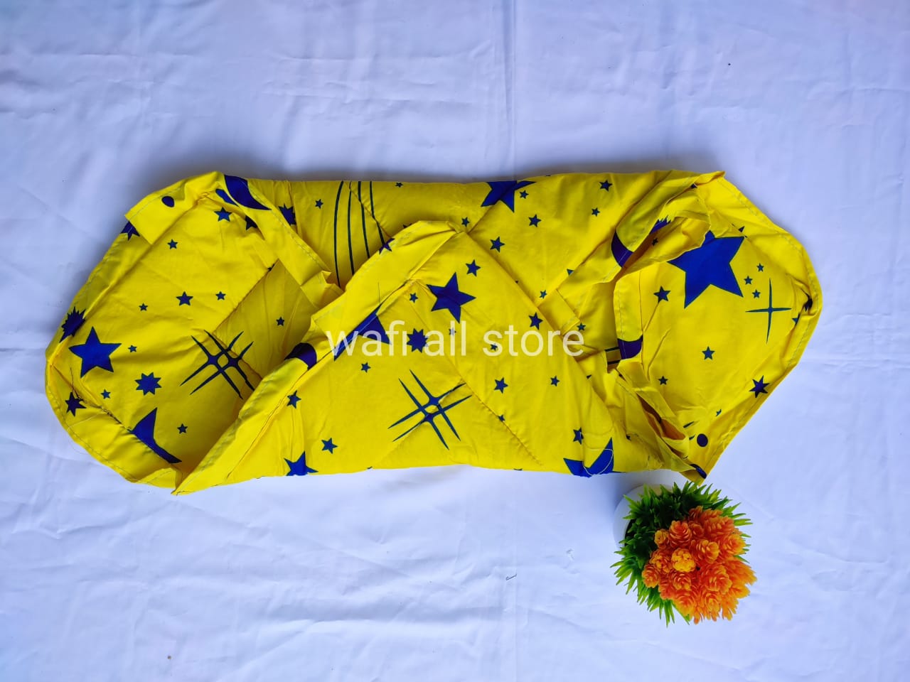 Selimut bayi karakter murah /selimut topi karakter