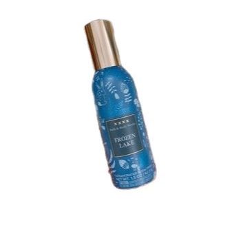 Xịt thơm phòng room spray bath & body works - frozen lake