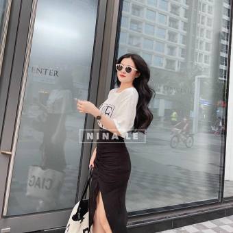 SÉT ÁO THUN TRẮNG IN CHỮ CHÂN VÁY DÂY RÚT XẺ TÀ SIÊU CUTE