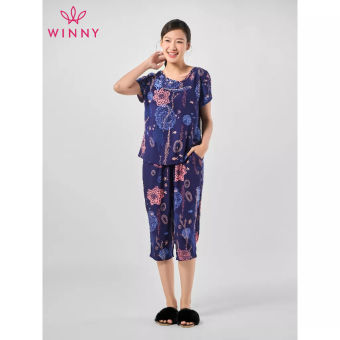WINNY - Bộ đồ lanh cộc tay quần ngố mặc nhà họa tiết graphic 2MNLA23019N