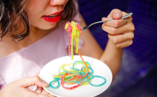 Kẹo Dẻo Chupa Chups 7 Sắc Cầu Vồng 384gr x 48 Thanh