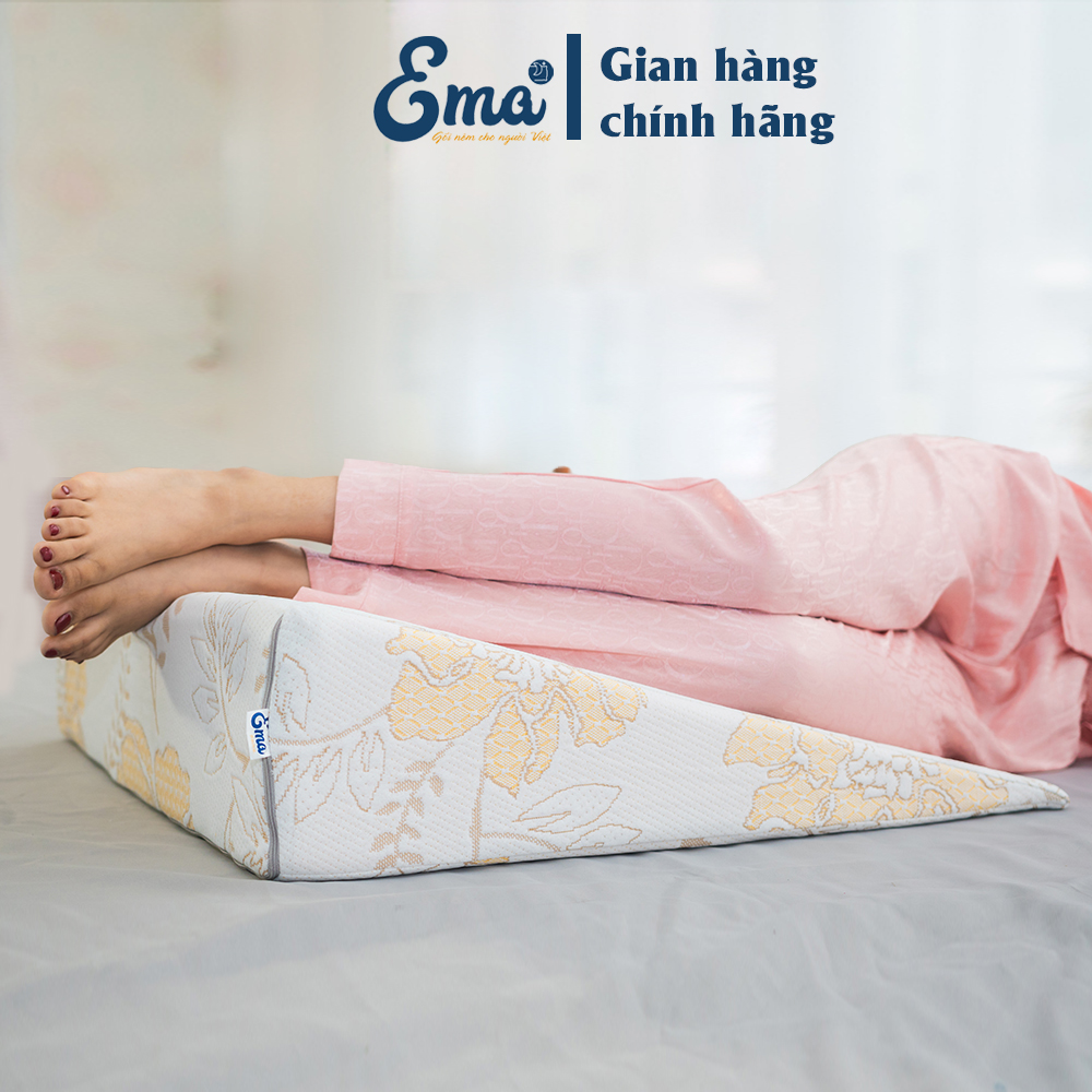 Gối gác chân cho người giãn tĩnh mạch Ema KT 65x60x18cm - giúp giảm sưng, phù nề, chuột rút, vọp bẻ do suy giãn tĩnh mạch