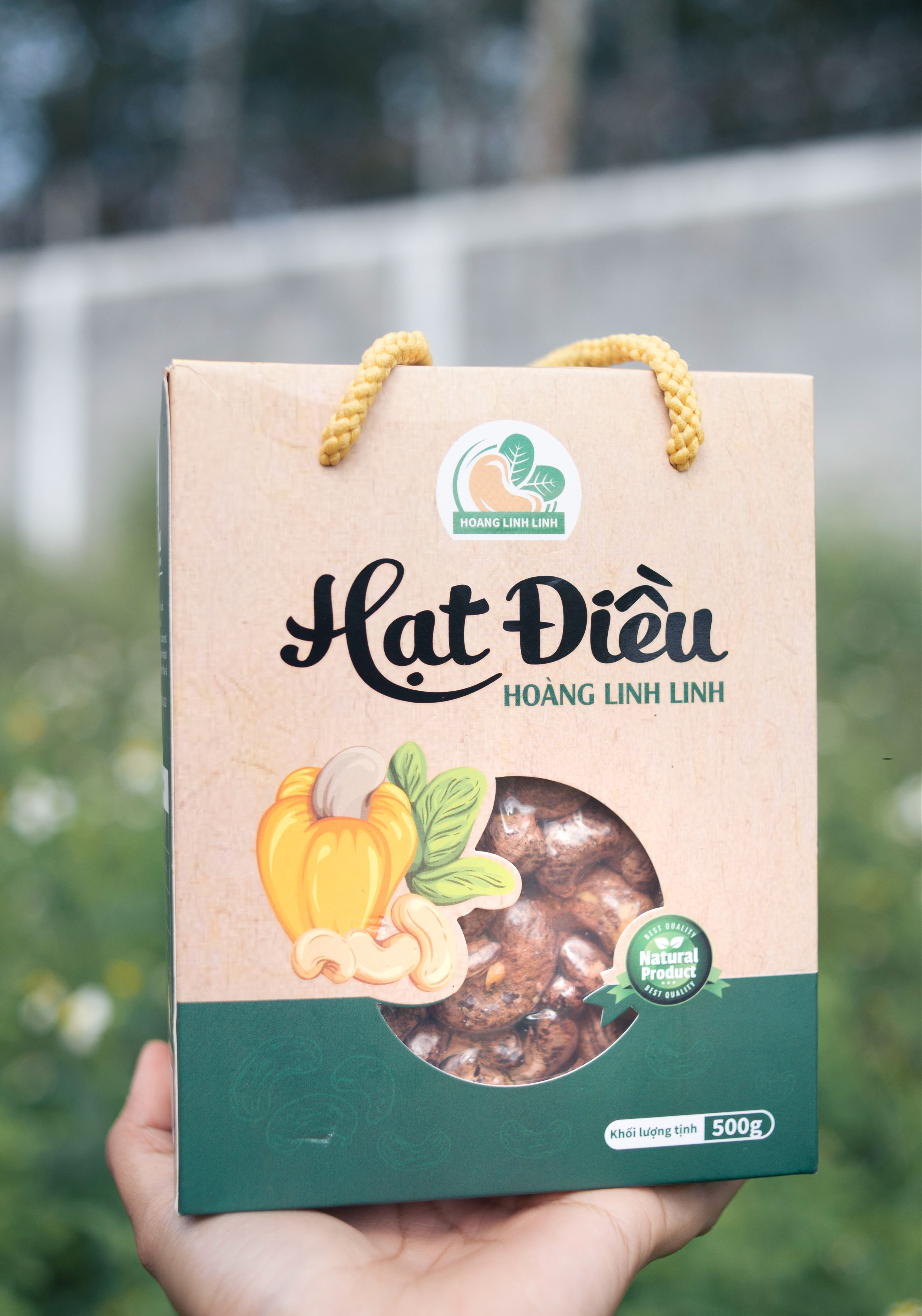  Hộp giấy sang trọng 500g Nguyên Hạt - Hạt điều Hoàng Linh Linh nhiều size thơm ngon giòn béo rang mới hàng ngày 