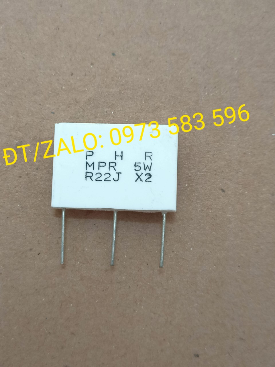 Trở sứ r22j 5w 3 chân