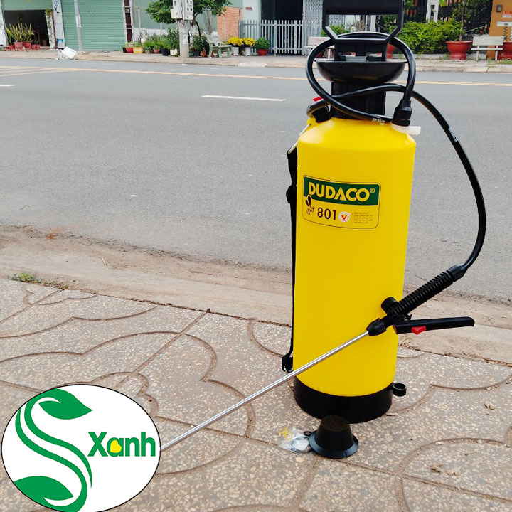 Bình xịt 8 lít dudaco chăm sóc hoa kiểng