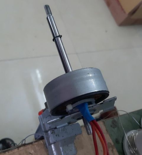 Trục quạt cho motor BLDC trục 8mm thu về 6mm