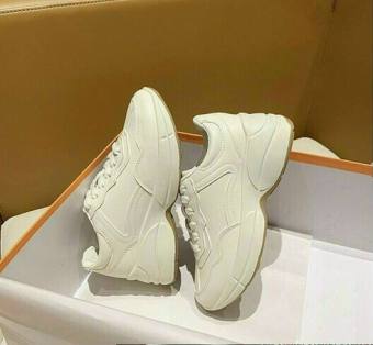 Giày bata thể thao kiểu dáng Hàn Quốc