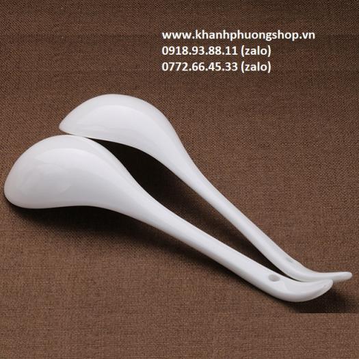 vá múc canh bằng sứ - vá múc canh sứ