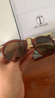 Kính chống tia UV hành nhập khẩu ITALY