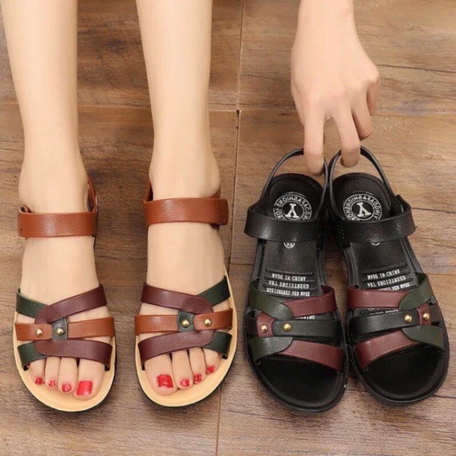 Sandal nhựa nữ học sinh siêu đẹp 05