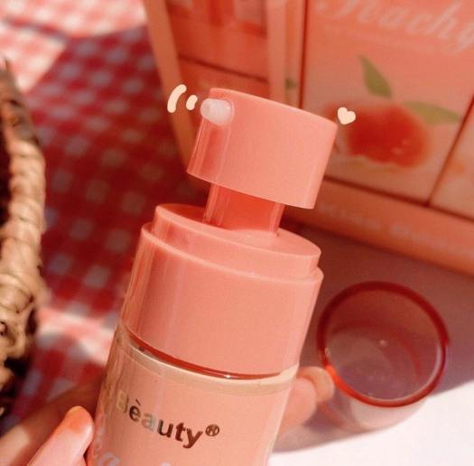 KEM NỀN BB FOUNDATION PEACHY Kiss Beauty