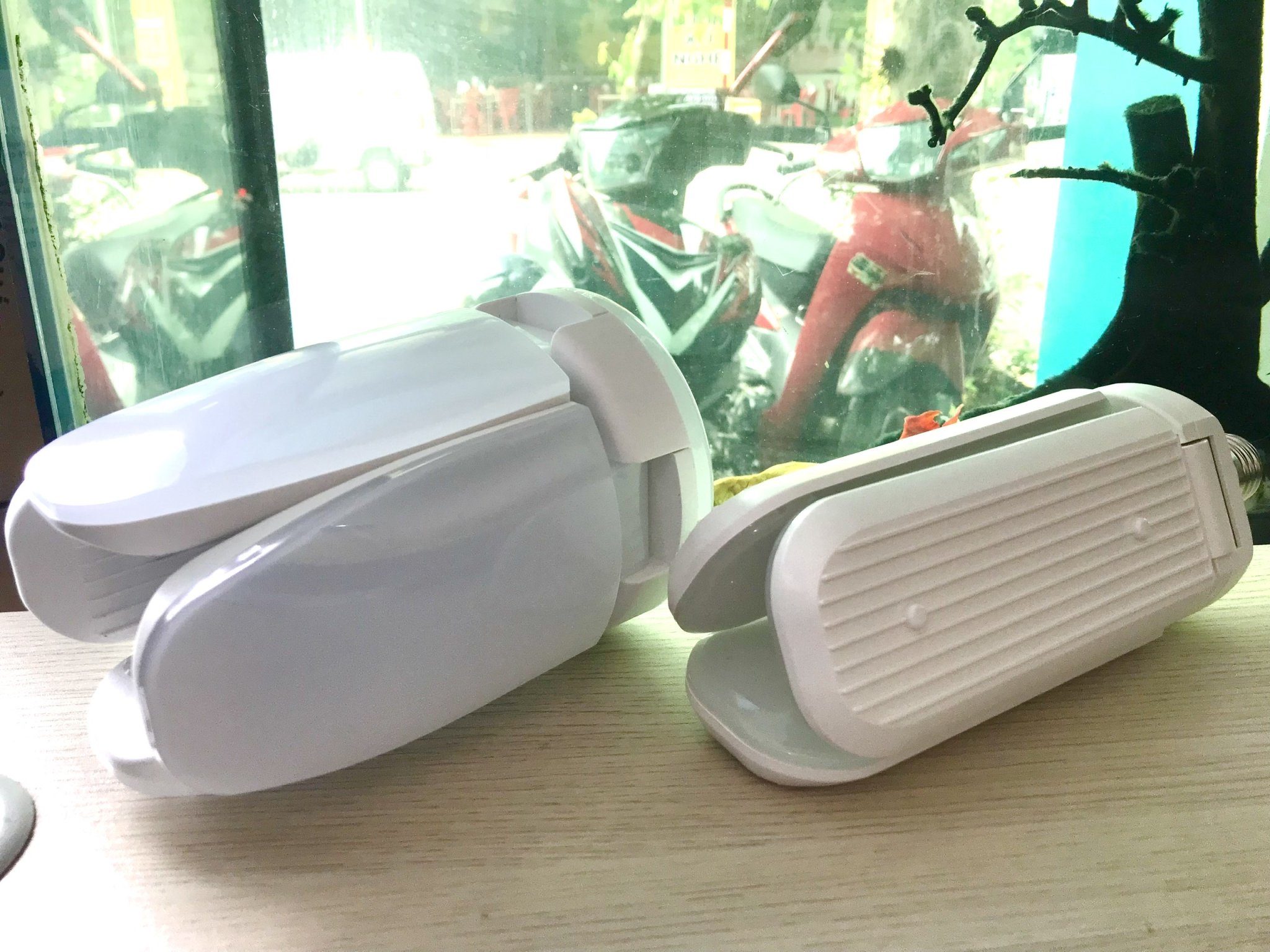 Đèn led búp cánh quạt 45w 60w - đèn cánh quạt đuôi e27 - bóng đèn led