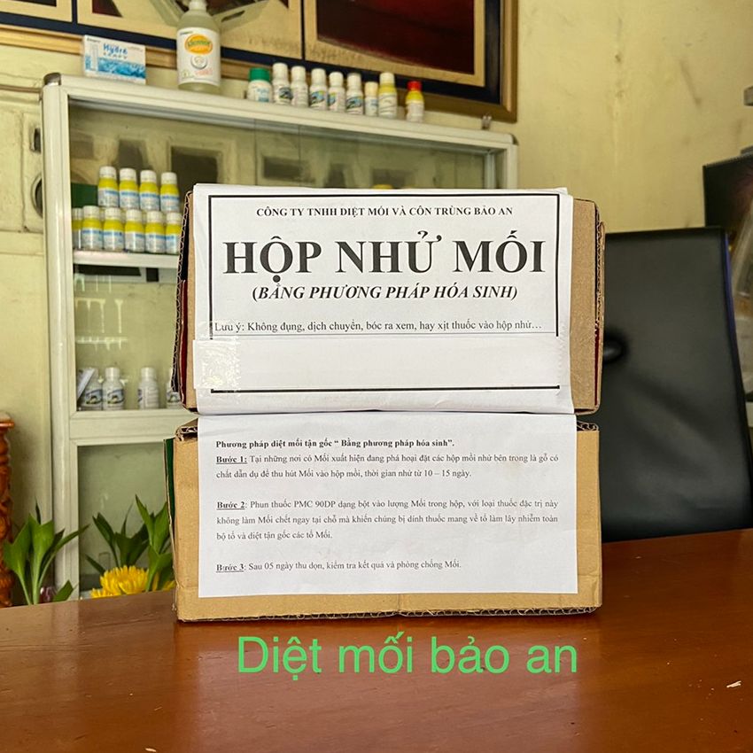 Hộp Nhử Mối - Dùng Để Gom Mối Lại & Diệt Mối Tận Gốc - Rất An Toàn Và Hiệu Qủa 100% Nếu Làm Đúng Phương Pháp