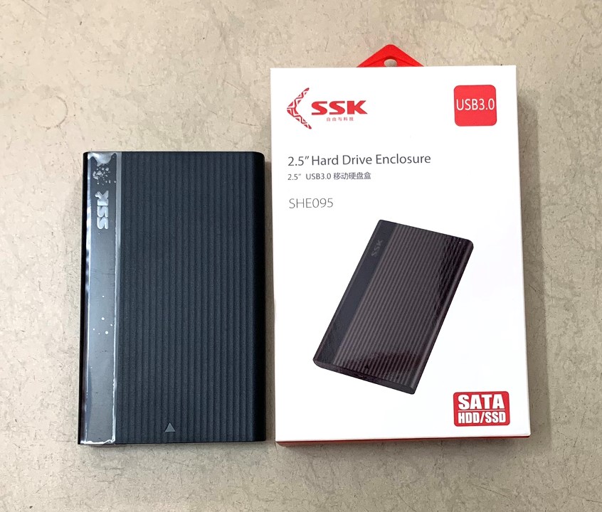 Hộp đựng ỗ cứng 2.5 ssk 095 usb 3.0,hdd box ssk 2.5 sata 3.0