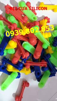Bịt cựa gà TRE giá rẻ (1 bộ 4 cái) Silicon