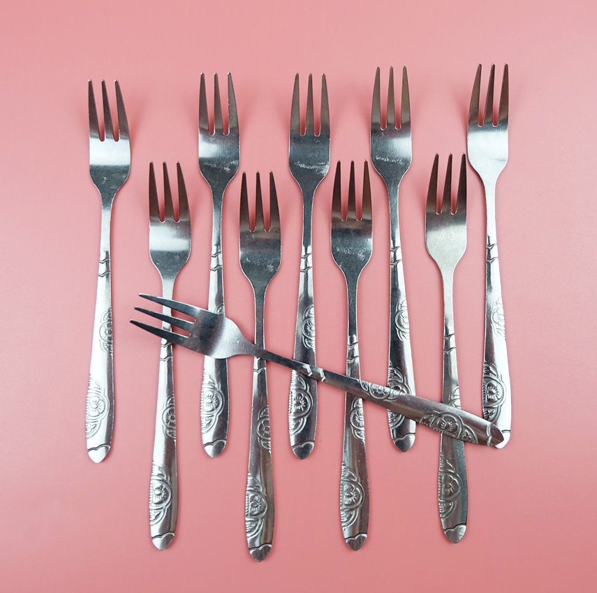 Combo 10 dĩa inox cán hoa bền đẹp không gỉ