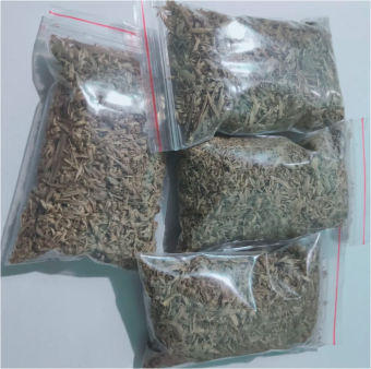 Vụn trầm hương dùng xông nhà