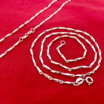 Dây chuyền nữ Bạc Quang Thản, vòng đeo cổ nữ mắt tròn phay hoa văn sáng bóng độ dài 48cm chất liệu bạc thật không xi mạ phù hợp đeo cho mọi lứa tuổi - QTVCNU12