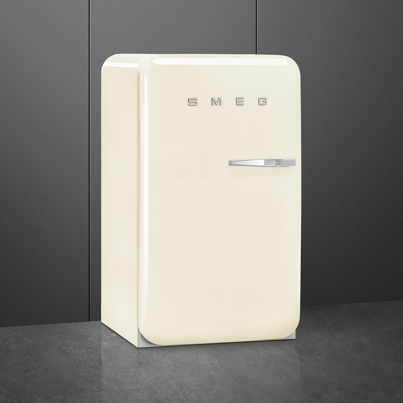Tủ lạnh smeg fab10rcr5, 122 lít, màu kem