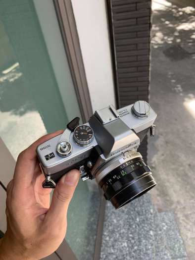 Máy ảnh phim Minolta SRT 101 lens 55 1.7