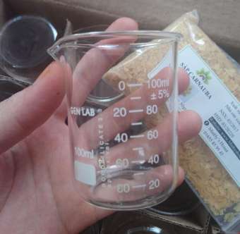 Cốc thuỷ tinh chịu nhiệt 100ml ( loại 1 )