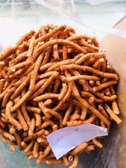 1kg BÁNH NEO/ BÁNH THÈO LÈO MẮM ỚT CAY MẶN ĐẬM ĐÀ