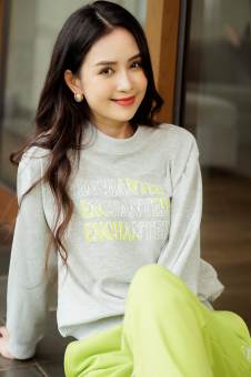 Set nỉ áo ghi quần xanh neon in dập nổi