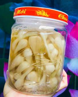 DƯA KIỆU NGÂM GIẤM ĐƯỜNG CHUA NGỌT hủ 700gr