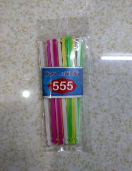 Cây cạo lưỡi nhựa 555 bịch 35 cây