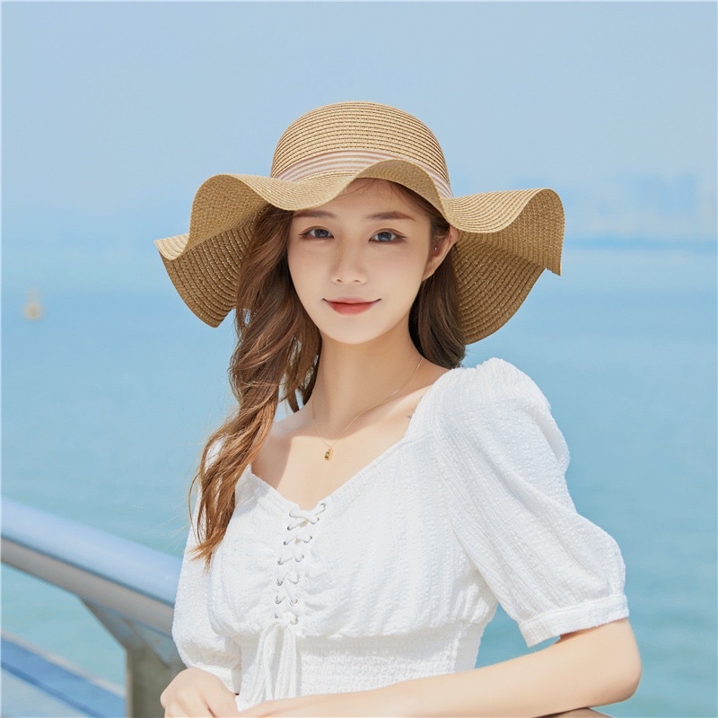 Nón cói đi biển vành sóng nơ vải