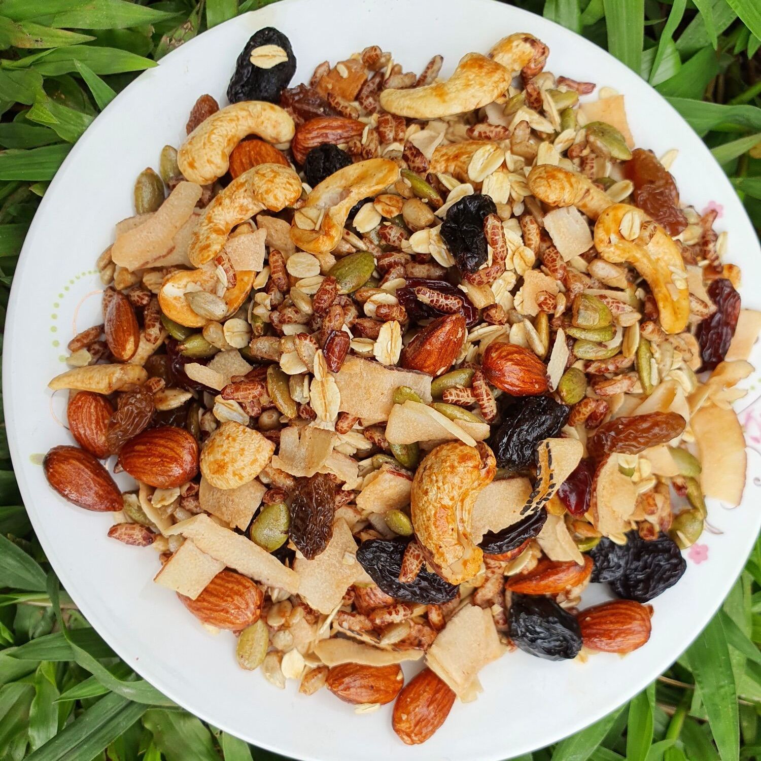 Granola yến mạch mix 10 loại hạt dinh dưỡng ăn liền - 500gr