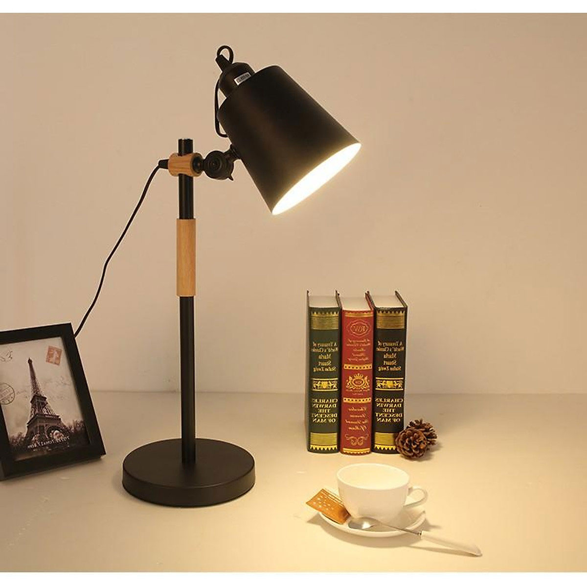 Đèn Chống Cận Cho Bé, Đèn bàn học Chống cận kiểu dáng sang trọng, phong cách Vintage, chống lóa mắt, tiết kiệm điện + Bóng đèn