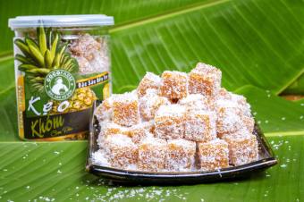 Kẹo Khóm tươi phủ Dừa Hoa Tuyết Cocofarm 400gram