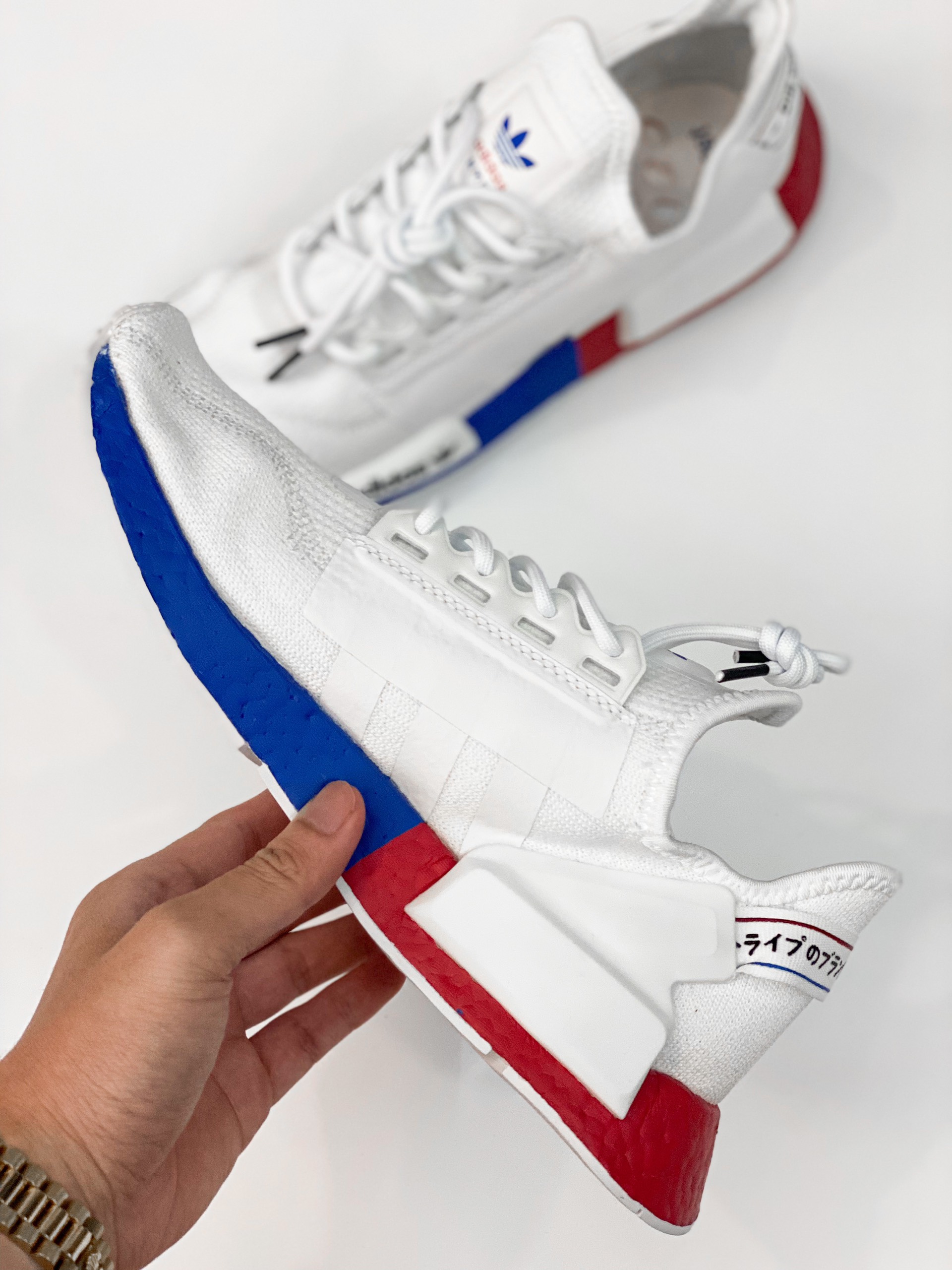 Giày NMD R1 V2 nam nữ cao cấp siêu nhẹ bền êm thoáng (trắng đỏ)